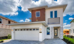 Modern 4 Bdrm Villa with Private Pool in Encore